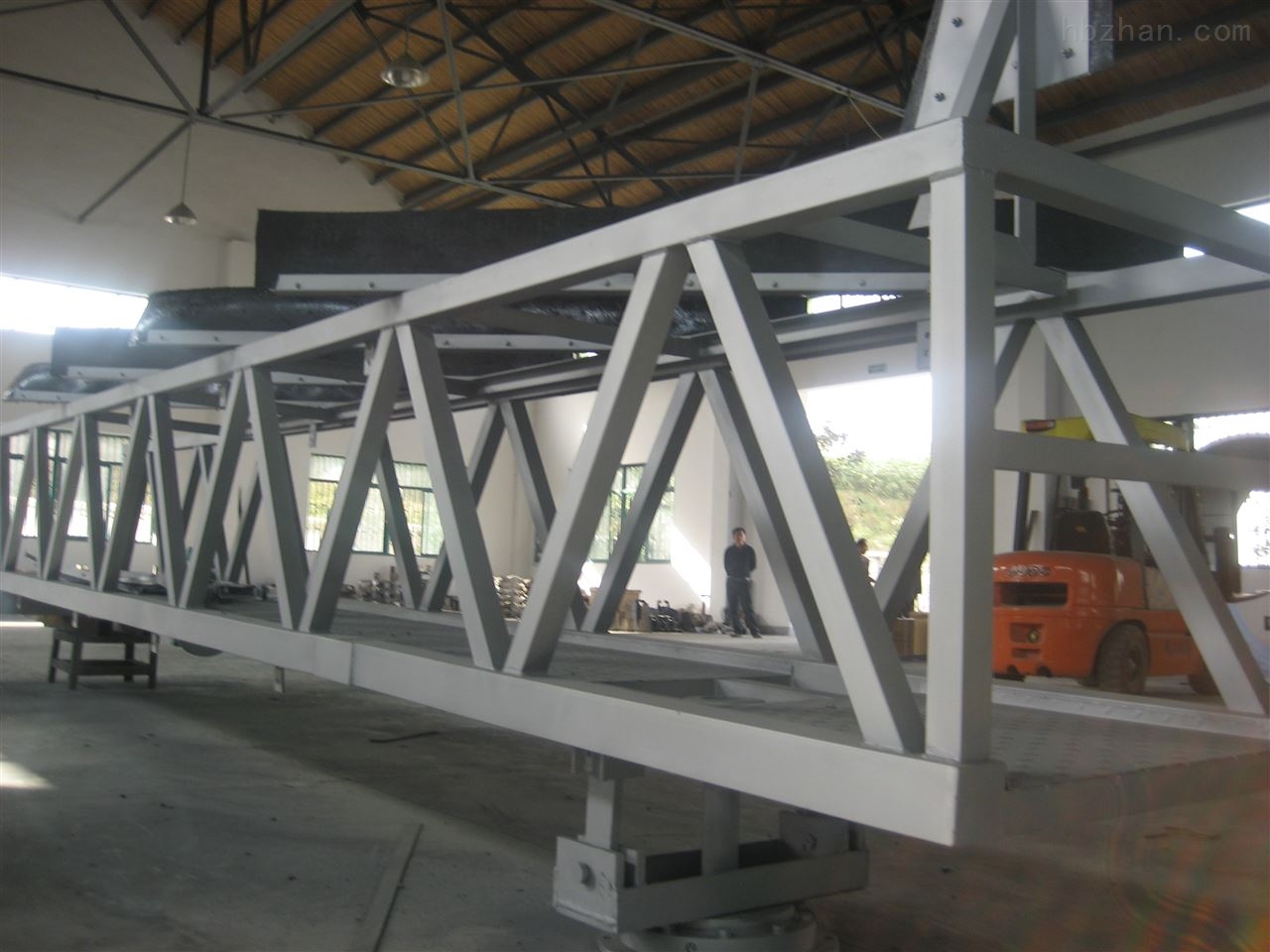 ZCGN中心傳動垂架式刮泥機定制 刮渣機